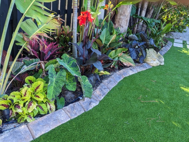 Concrete Garden Edging in Palm Bay, FL